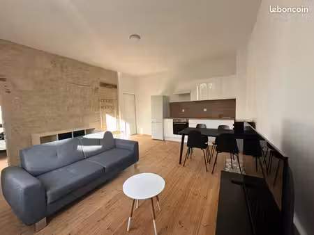 maison de ville meublée 68 m² – entièrement rénovée – saint-gaultier (36800)