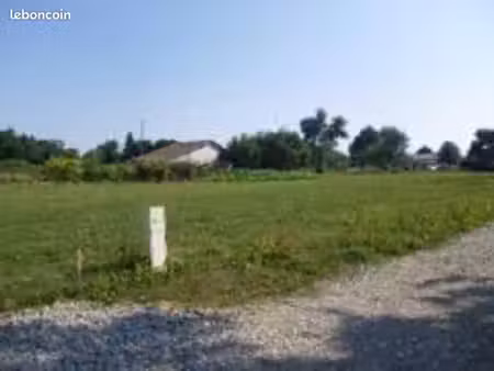 terrain 461 m² dourdain