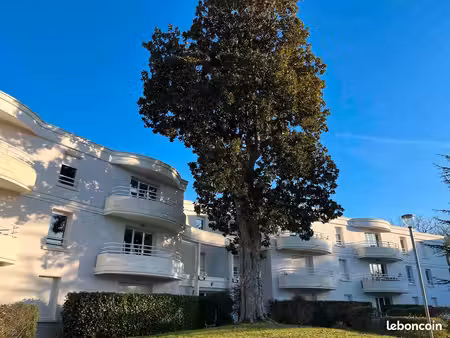 appartement 3 pièces – 53 m² avec balcon – gradignan-parc de cotor