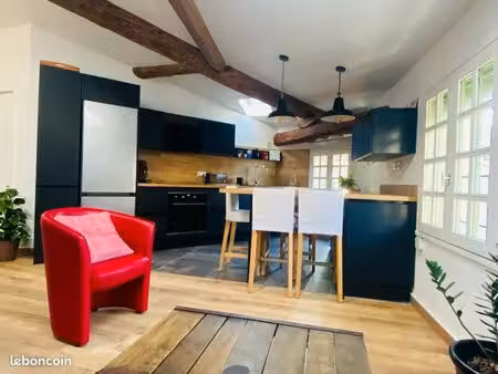 appartement t3/t4 atypique centre historique