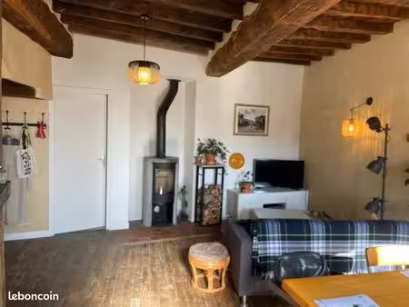 maison en pierre restaurée