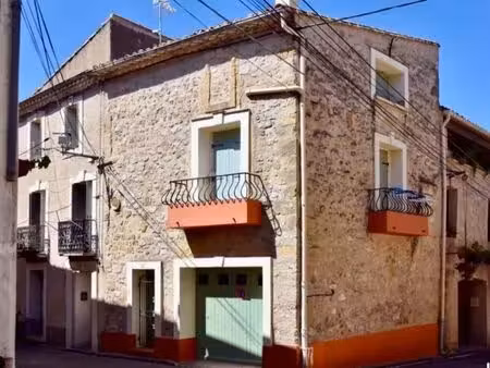 maison avec garage et terrasse