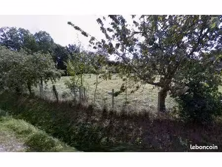 terrain à bâtir de 330 m² à l'hermitage (35)
