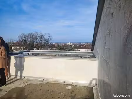 duplex 4 pièces 105 m²