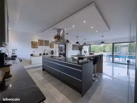 colomiers – quartier perget | villa d'exception de 250 m² avec patio et piscine