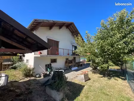 vends maison 70 m2 avec 400 m2 de terrain