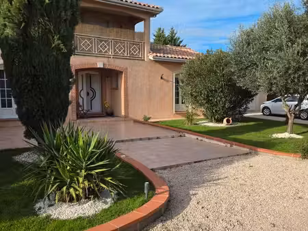 maison 249 m2 t9