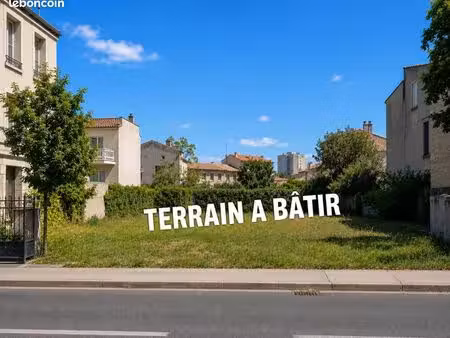 terrain 762 m² lormont