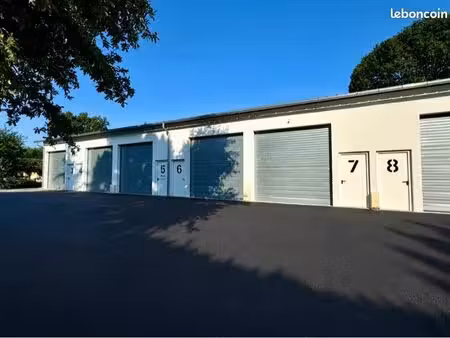 dépôt / atelier 50 m2 saubion