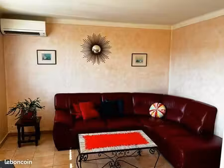 particulier vend joli t3 traversant avec grande terrasse