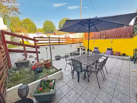 maison 5 pièces 93 m²