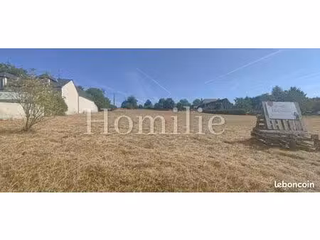 terrain 600 m² la croix-en-touraine