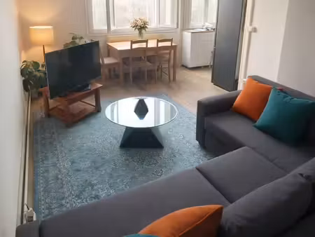 appartement traversant 4 pièces – 56 21 m²