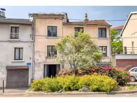 maison de ville 5 pièces 180 m²