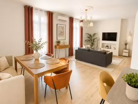 appartement rénové arènes/clinique champeau