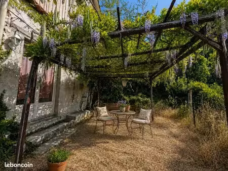 maison 2 pièces 61 m²