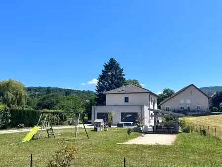 vends maison construction récente
