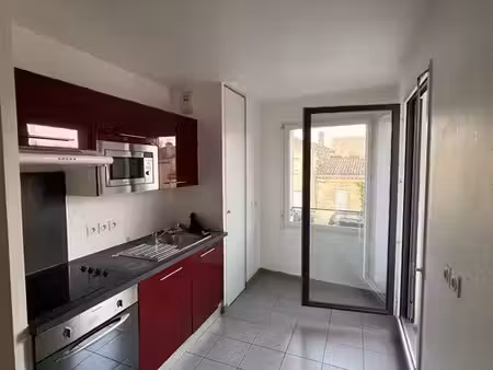appartement 3 pièces 2 chambres - 70m2 avec terrasse et parking