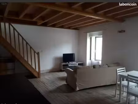 appartement t3 de 64 m2 en duplex
