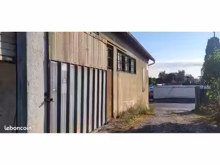 local 100 m2