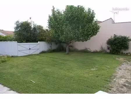 terrain plat constructible à vendre