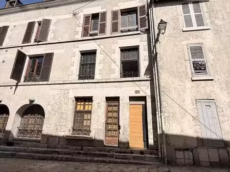 immeuble 7 pièces 150 m²