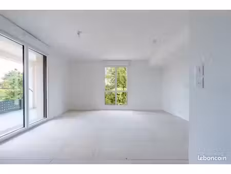 magnifique t3 à saint cyr sur loire