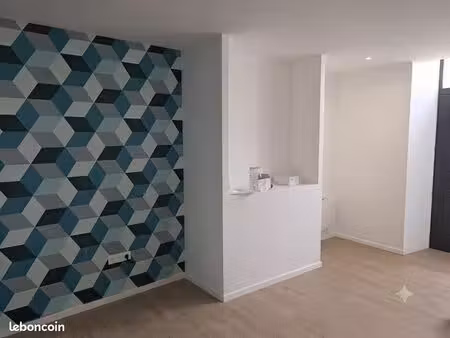 local commercial / professionnel 35 m² – idéal profession libérale ou avocat – blois (rue 