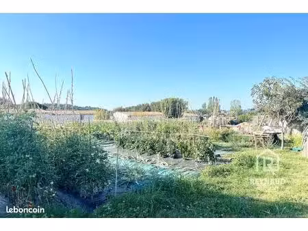 propriété 550 m² le pouget