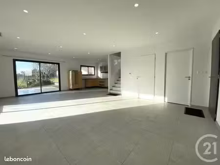 maison 4 pièces 99 m²