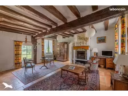 propriété 12 pièces 327 m²