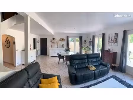 vente maison 6 pièces 135 m²