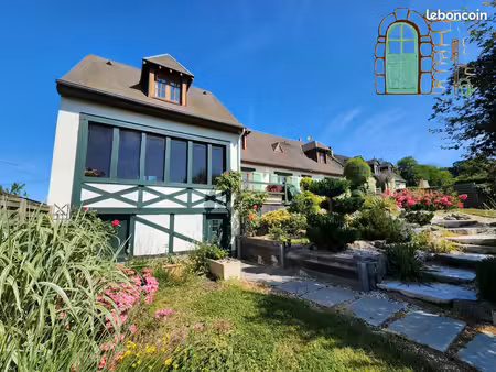 pavillon 7 pièces 162 m²