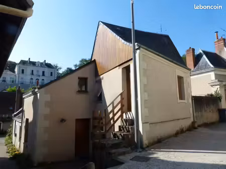 location maison de bourg à véretz