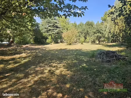 terrain 1550 m² vienne