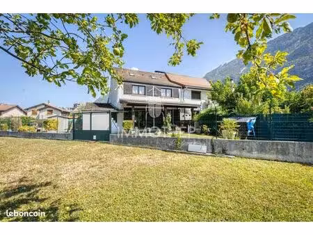maison 5 pièces 109 m²