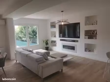 maison 4 chambres jardin piscine