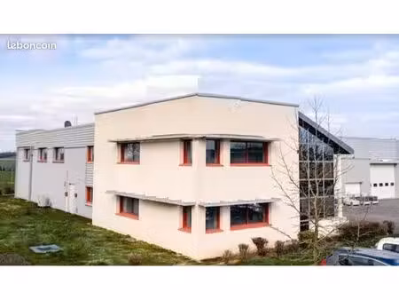 bâtiment industriel