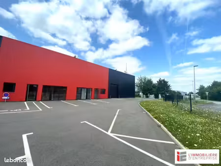 local d'activité 400 m²