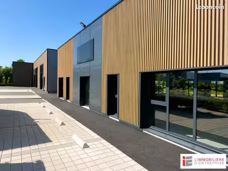 local d'activité 150 m²