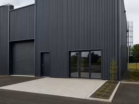 local d'activité 299 m²