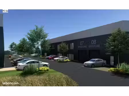 local d'activité 155 m²