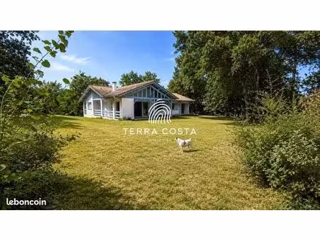 maison 6 pièces 180 m²