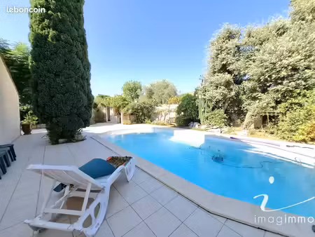 villa 5 pièces 119 m²