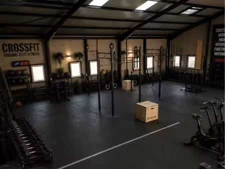 à louer ouvrez la première box de crossfit de vitré
