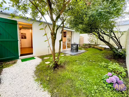 rond point de rennes - maisonette meublée avec jardin