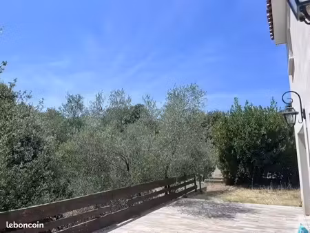 villa 6 pièces 133 m²