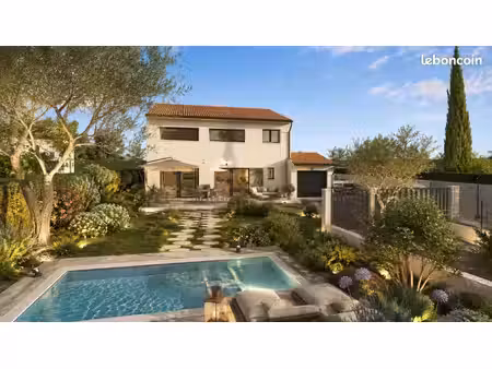 maison 6 pièces 110 m²