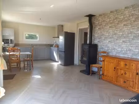 maison t2 + annexes à louer à guipry