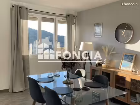 appartement 3 pièces 69 m²